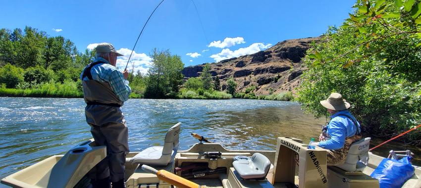 hooked up in drift boat yakima river guided trip canyon